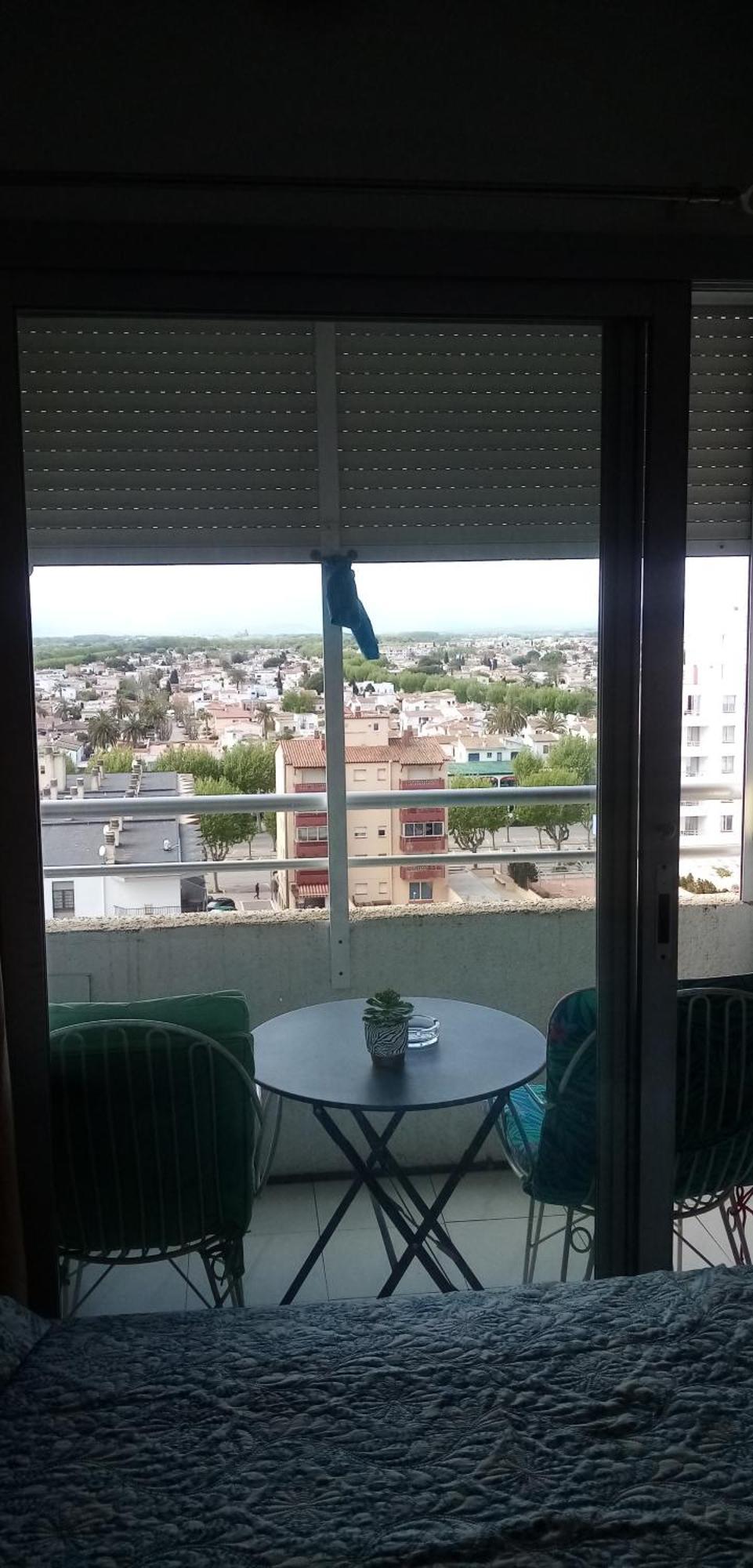 A Perte De Vue Linge De Maison Fourni Empuriabrava Buitenkant foto